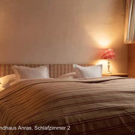 & Schloss Apartment Anras