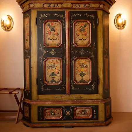 & Schloss Apartment *