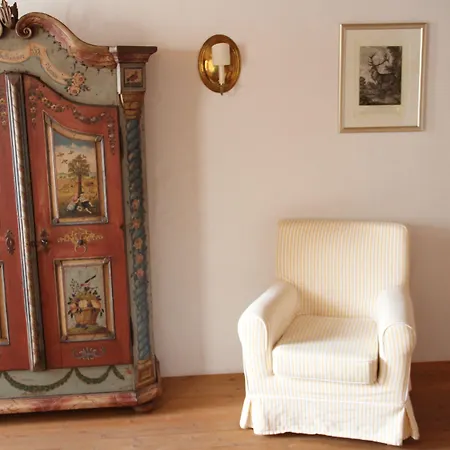 & Schloss شقة انراس