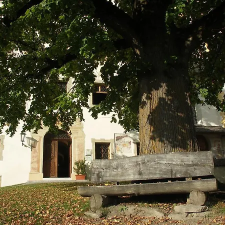 & Schloss Apartment *