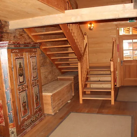 & Schloss דירה אנראס