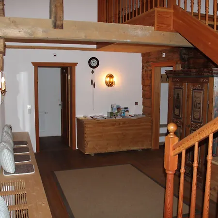 & Schloss דירה אנראס