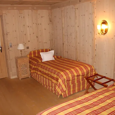 & Schloss * אנראס