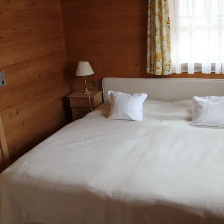 & Schloss דירה אנראס