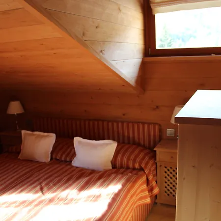 דירה & Schloss *