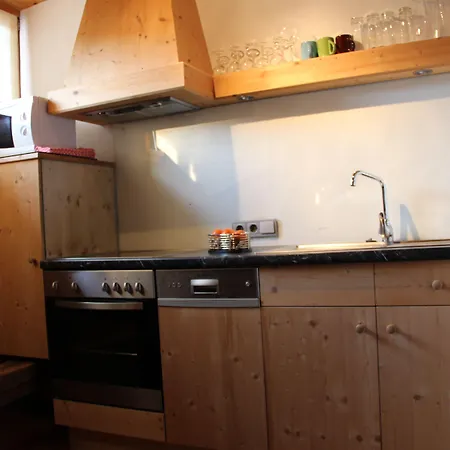 & Schloss דירה אנראס