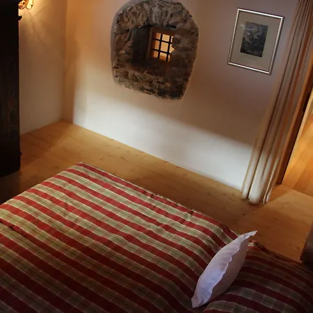 & Schloss דירה אנראס