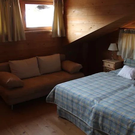 Daire & Schloss Anras